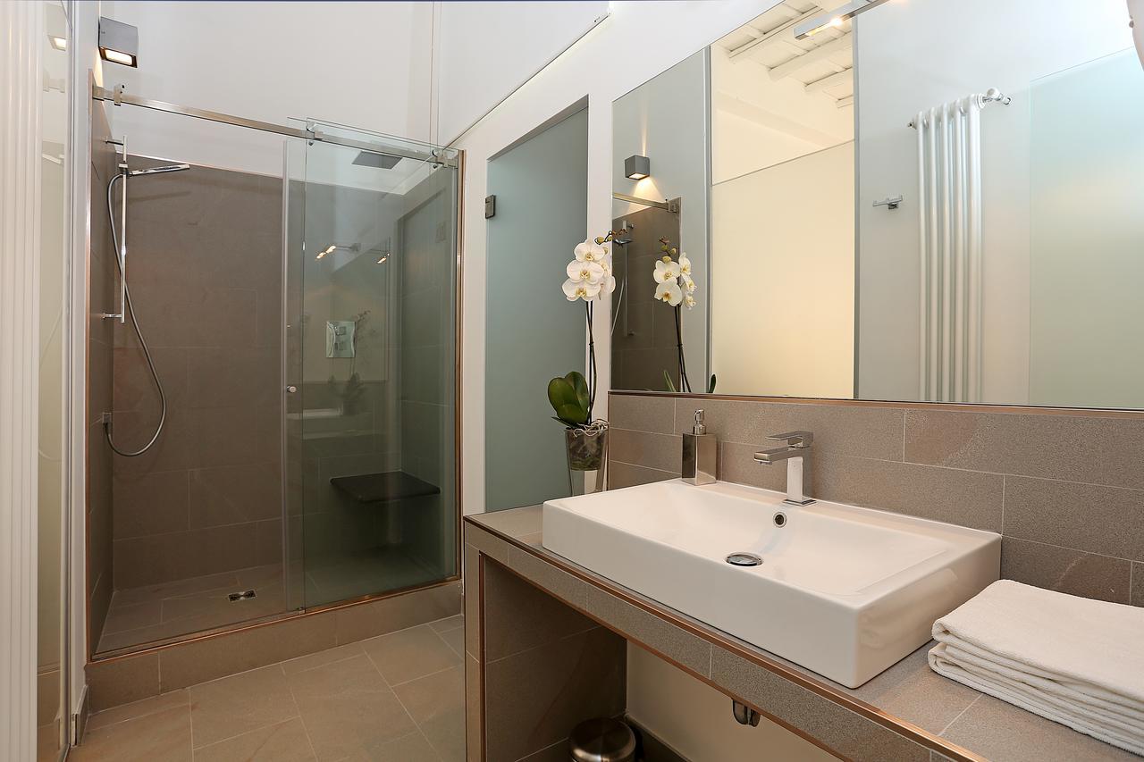 Domus Croce Bed & Breakfast Roma