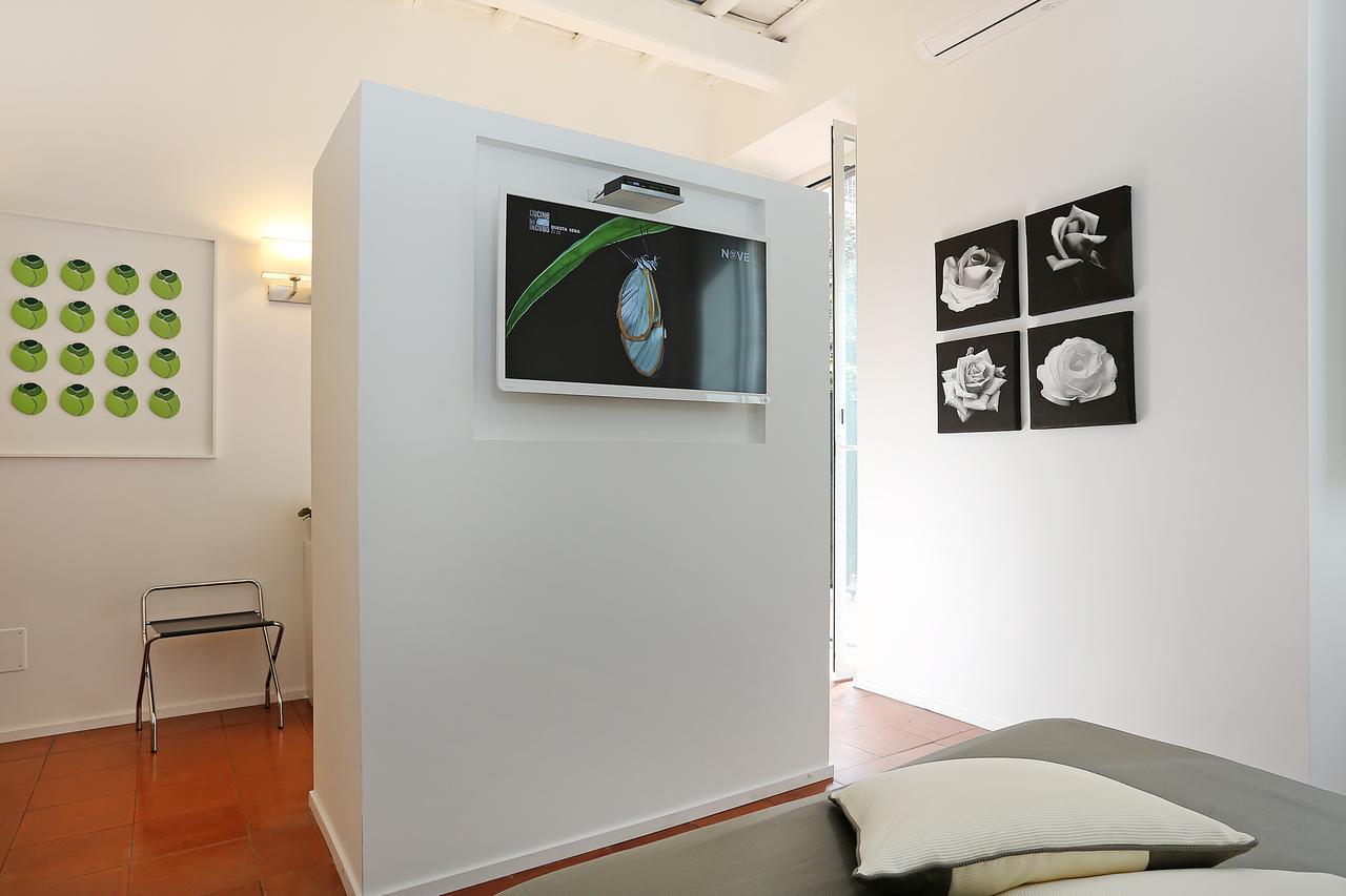 Domus Croce Bed & Breakfast Rome
