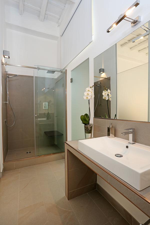 Bed & Breakfast Domus Croce Roma
