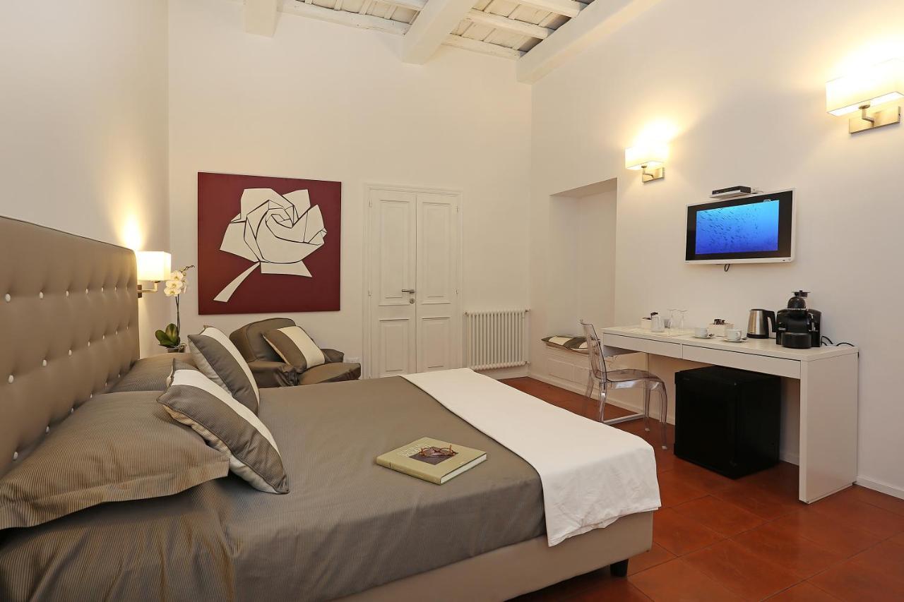 Domus Croce Bed & Breakfast Roma